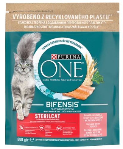 Purina One Sterilcat Lazacban gazdag száraz macskaeledel 800g